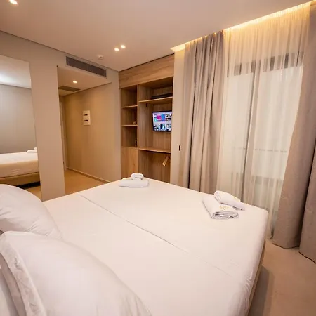 Ξενοδοχείο Portanova 4*