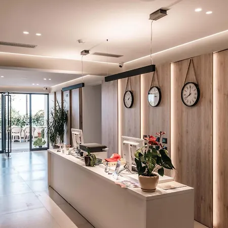 Portanova 4* Σαράντα