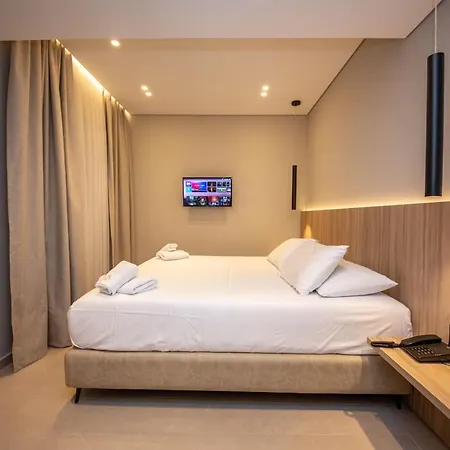 Portanova Hotel Sarandë