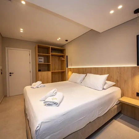 Portanova 4* Sarandë